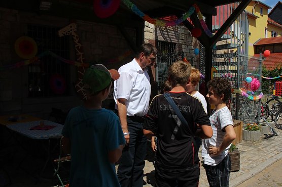 B&uuml;rgermeister d&uuml;rfen nicht nass gemacht werden (Foto: Karl-Heinz Herrmann)