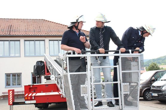 Ministerpr&auml;sident ging in die Luft (Foto: Karl-Heinz Herrmann)