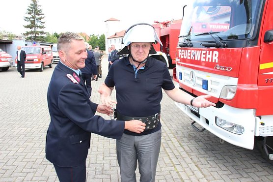 Ministerpr&auml;sident ging in die Luft (Foto: Karl-Heinz Herrmann)