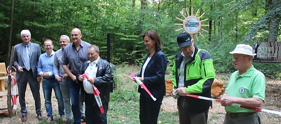 Haben wir bald ein Blutbuchenk&ouml;nigin? (Foto: Karl-Heinz Herrmann)