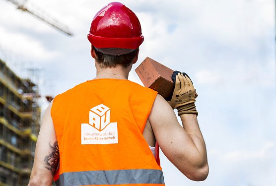 Halbjahresbilanz der IG BAU (Foto: IG Bau)