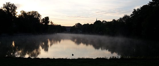 Erste Herbstnebel (Foto: Karl-Heinz Herrmann)