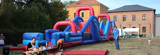 Gro&szlig;es Ger&auml;t aufgebaut (Foto: Karl-Heinz Herrmann)