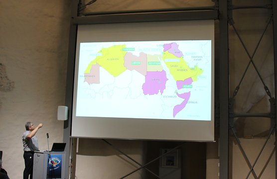 L&auml;nderabende im B&uuml;rgerzentrum (Foto: Karl-Heinz Herrmann)