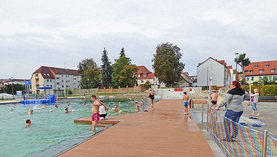 Abbaden im Solewasser-Vitalpark Bad Frankenhausen (Foto: Stadtmarketing Bad Frankenhausen)