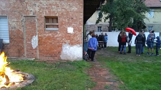 Einheitsfeuer am Jugendclub (Foto: Jeffrey Schulz)