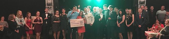 Ebelebener Kirmesjugend mit Spende (Foto: privat) Ebelebener Kirmesjugend mit Spende (Foto: privat)