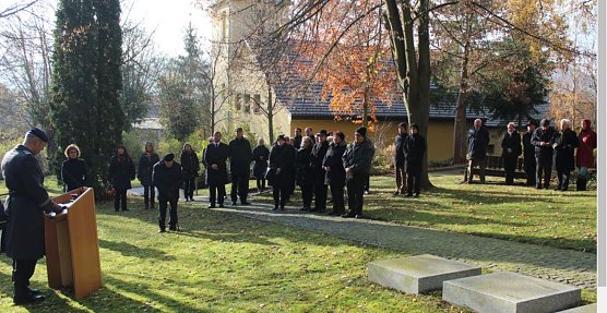 Volkstrauertag in Sondershausen (Foto: Karl-Heinz Herrmann) Volkstrauertag in Sondershausen (Foto: Karl-Heinz Herrmann)
