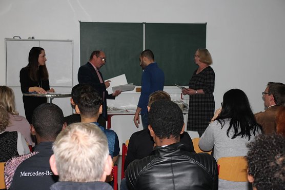 Projektabschluss im Bildungszentrum (Foto: Karl-Heinz Herrmann) Projektabschluss im Bildungszentrum (Foto: Karl-Heinz Herrmann)