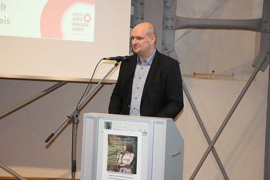 Sondershausen steht zum Frauenhaus (Foto: Karl-Heinz Herrmann) Sondershausen steht zum Frauenhaus (Foto: Karl-Heinz Herrmann)