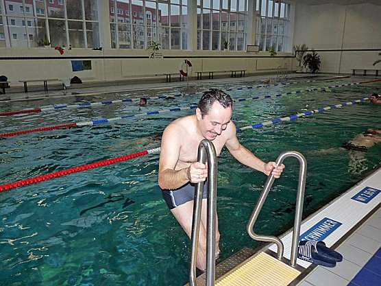 24 - Stunden Schwimmen begonnen (Foto: Karl-Heinz Herrmann)