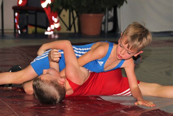 3. Platz f&uuml;r Arterns j&uuml;ngste Ringk&auml;mpfer (Foto: Manja Braunsdorf)