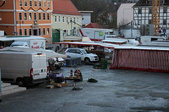 Wochenmarkt  findet statt � Verkehrssituation (Foto: Karl-Heinz Herrmann)