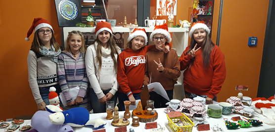 2. Schulweihnachtsmarkt in der Regelschule (Foto: Janine G&uuml;nther)