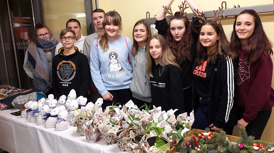 2. Schulweihnachtsmarkt in der Regelschule (Foto: Janine G&uuml;nther)
