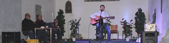 Zu Gunsten des Sole-Schwimmbads Artern (Foto: Karl-Heinz Herrmann) Zu Gunsten des Sole-Schwimmbads Artern (Foto: Karl-Heinz Herrmann)