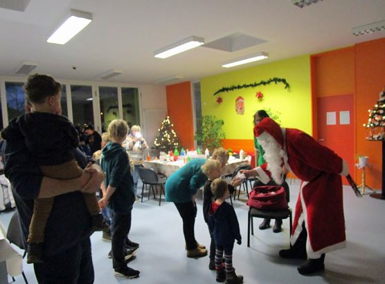 Weihnachtsfeier im Arterner Freizeitzentrum (Foto: Freizeitzentrum Artern) Weihnachtsfeier im Arterner Freizeitzentrum (Foto: Freizeitzentrum Artern)