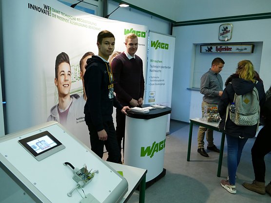 Aktionstag "Schule trifft Wirtschaft" (Foto: Landratsamt Kyffhäuserkreis) Aktionstag "Schule trifft Wirtschaft" (Foto: Landratsamt Kyffhäuserkreis)