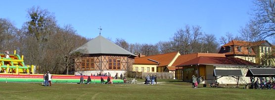 Zu Besuch bei Erdm&auml;nnchen, Gepard und Co. auf dem Possen (Foto: Thomas Leipold)