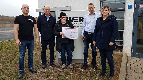 Verein erhielt Spende (Foto: Christin Jordanland) Verein erhielt Spende (Foto: Christin Jordanland)