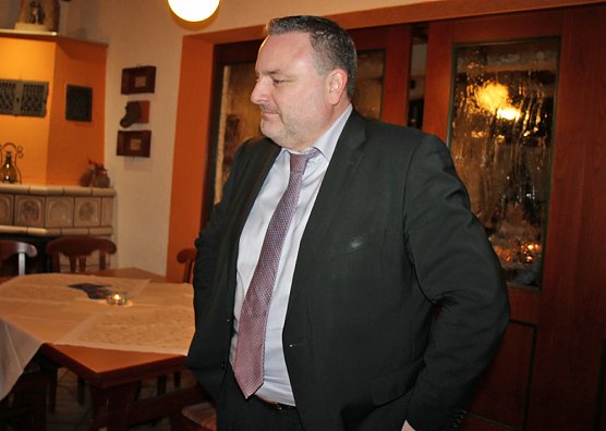 Blaue Wende im B&uuml;rgerforum (Foto: Karl-Heinz Herrmann)