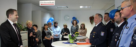 Neuer Kontaktbereichsbeamter eingeführt (Foto: Karl-Heinz Herrmann) Neuer Kontaktbereichsbeamter eingeführt (Foto: Karl-Heinz Herrmann)