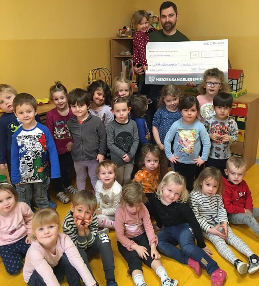 Die kleinen Sonnenscheinchen sagen Dankesch&ouml;n! (Foto: Kita Sonnenschein)