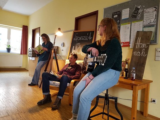 MUSIKALISCHE LESUNG IM HOC (Foto: Susanne Stadermann & Katrin Sieber)