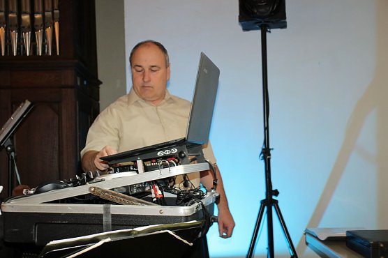 Die "H&uuml;tte" war wieder voll (Foto: Karl-Heinz Herrmann)