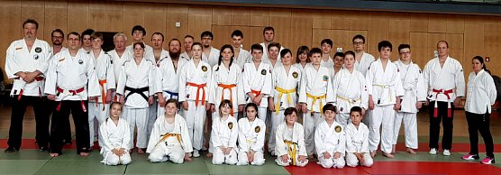 Kampfsportlehrgang (Foto: Joachim Retzek)