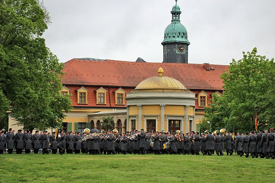 Vereidigung an neuem Ort (Foto: Karl-Heinz Herrmann)