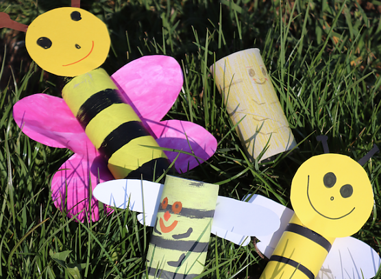 Der gebastelte Bienenstaat (Foto: Nina Weiler)