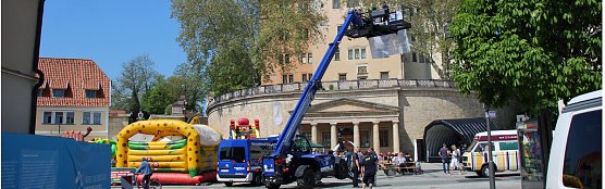 Spenden f&uuml;r sechs Vereine (Foto: Karl-Heinz Herrmann)