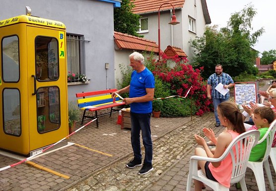 Er&ouml;ffnung der Telefonbibliothek in Etzleben (Foto: Peter Ke&szlig;ler)