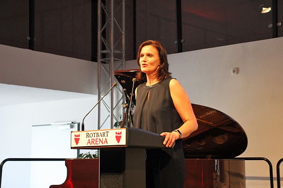 Lockere Gespr&auml;chsrunden zum Jubil&auml;um (Foto: Karl-Heinz Herrmann)