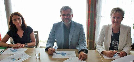 Gute berufliche Perspektiven in der Pflegebranche (Foto: Karl-Heinz Herrmann)