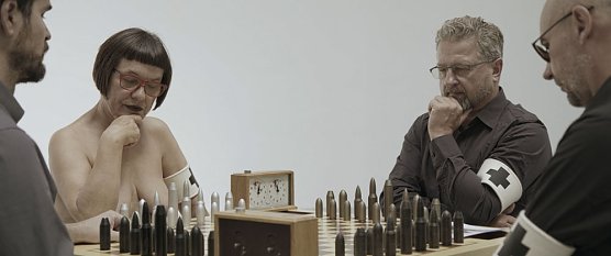 Kunst im Cave Cube - Von Anke Engelmann (Foto: Gerald H&ouml;fer)