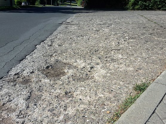Nichts f&uuml;r Rollstuhlfahrer (Foto: Karl-Heinz Herrmann)