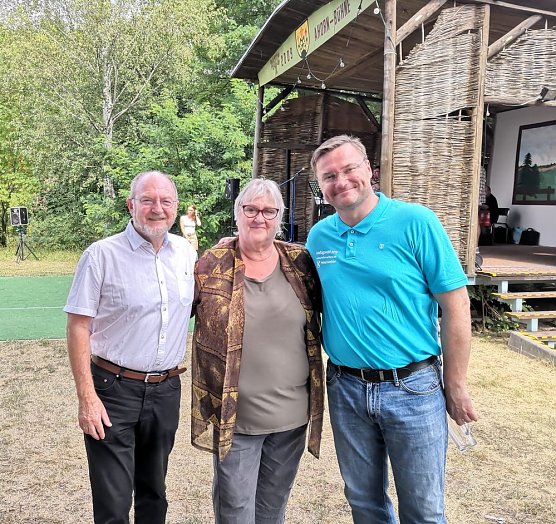 10 Jahre Ahorn-B&uuml;hne in Westgreu&szlig;en gefeiert (Foto: Stefan Schard)
