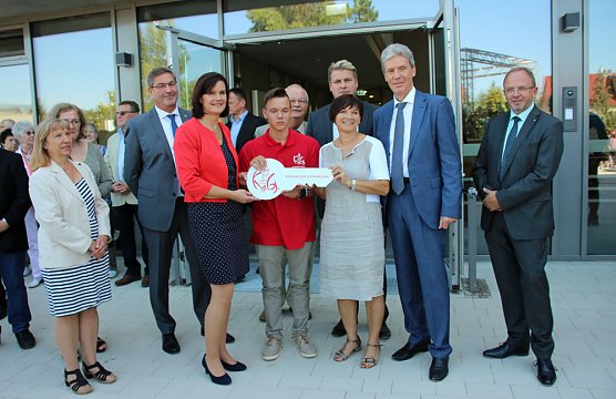 Kyffh&auml;user-Gymnasium offiziell eingeweiht (Foto: Karl-Heinz Herrmann)