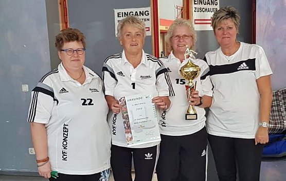 Erfolgreiche BRSG-Bosselteams (Foto: BRSG Kyffh&auml;user)