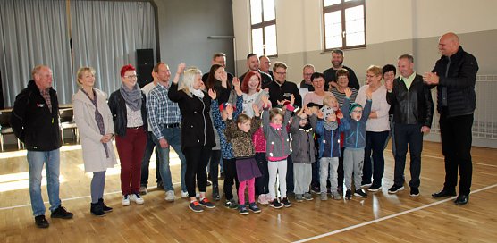 Halle rechtzeitig zur Kirmes eingeweiht (Foto: Karl-Heinz Herrmann)