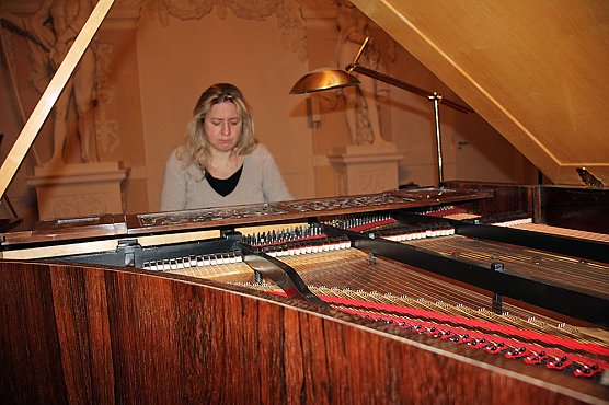 Einzigartiges Konzert von Ragna Schirmer in Sondershausen (Foto: Karl-Heinz Herrmann)