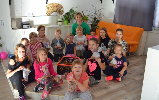 Kinder helfen Kinder � P&auml;ckchen f&uuml;r den guten Zweck (Foto: &acute;Bianca Schadowske)