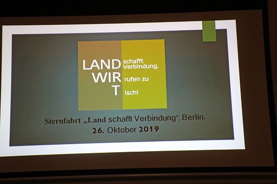 Den Landwirten im Kreis drückt nicht nur ein Schuh (Foto: Karl-Heinz Herrmann) Den Landwirten im Kreis drückt nicht nur ein Schuh (Foto: Karl-Heinz Herrmann)
