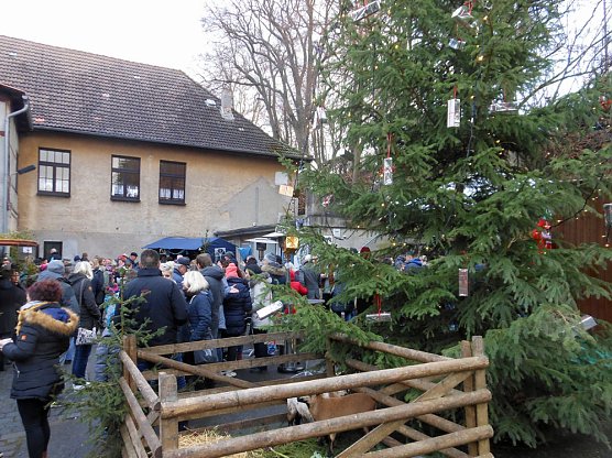 Weihnachtsmarkt in Udersleben (Foto: Heimatverein)