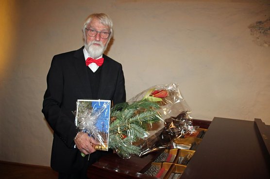 Madrigalisten verabschiedeten Professor Dr. Eckart Lange mit beeindruckendem Konzert (Foto: Karl-Heinz Herrmann)