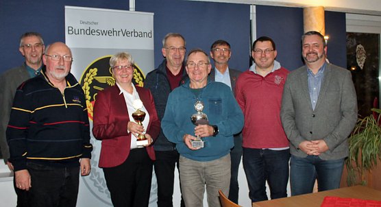 Auszeichnungen, Pokalehrungen und eine respektable Jahresbilanz (Foto: C. L&uuml;cke)