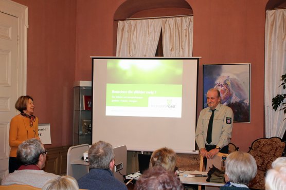 Die Wälder rund um Sondershausen (Foto: Karl-Heinz Herrmann) Die Wälder rund um Sondershausen (Foto: Karl-Heinz Herrmann)