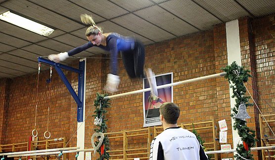 Andrang bei Weihnachtsturnen (Foto: Karl-Heinz Herrmann)